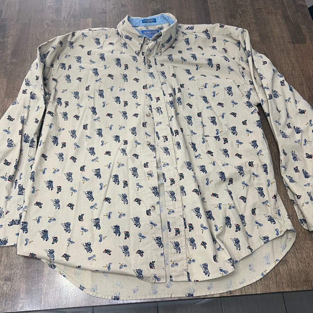 Pendleton Cream and Blue Casual Button Down Shirt